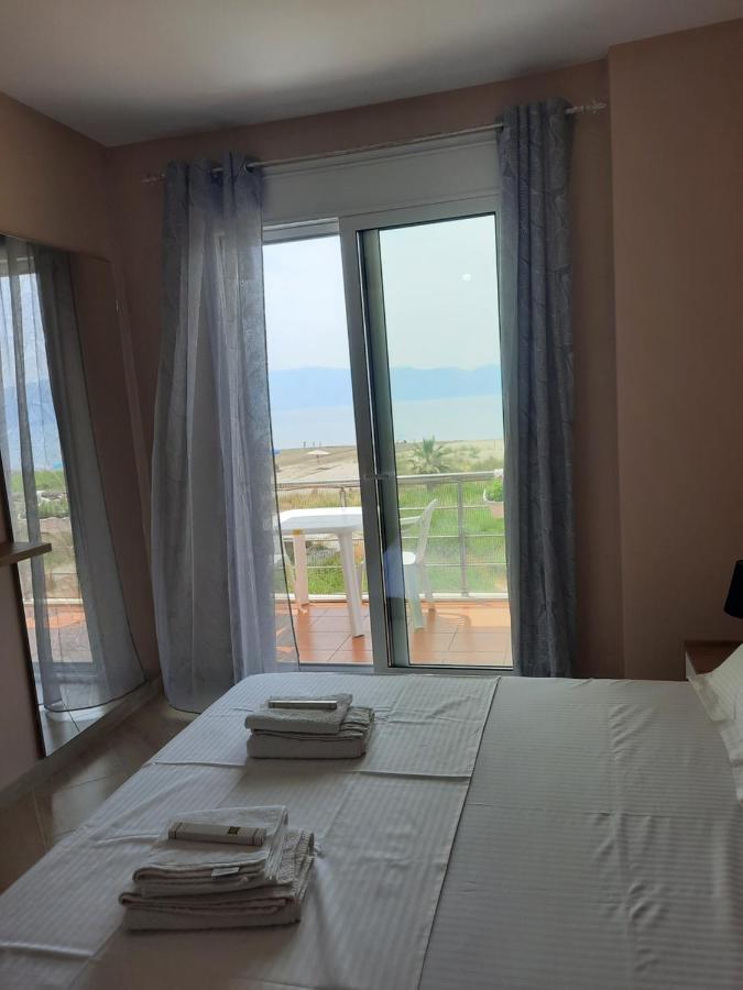 Antea Apartment 3 Вльора Екстер'єр фото