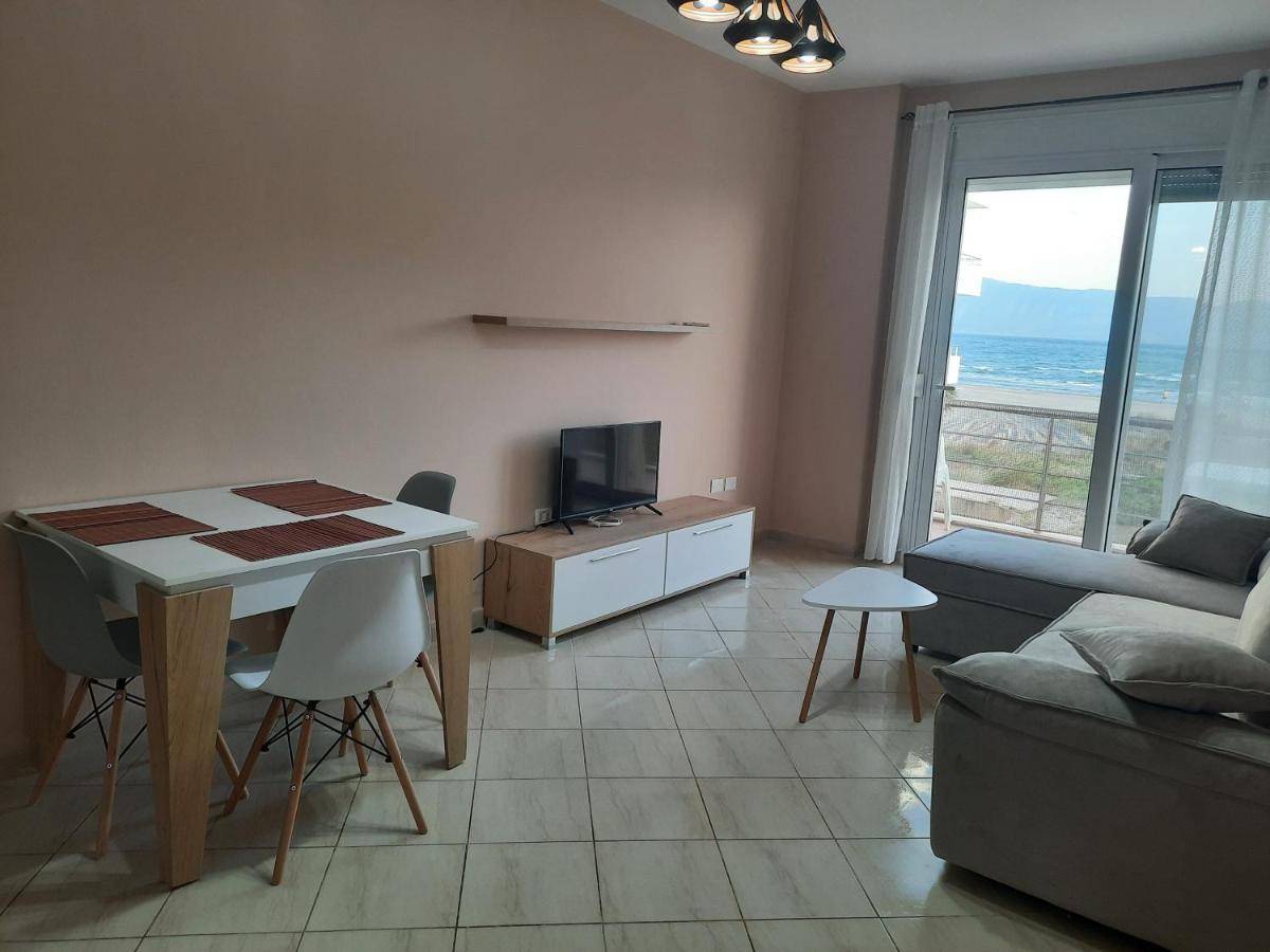 Antea Apartment 3 Вльора Екстер'єр фото