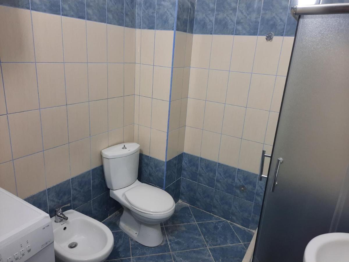 Antea Apartment 3 Вльора Екстер'єр фото