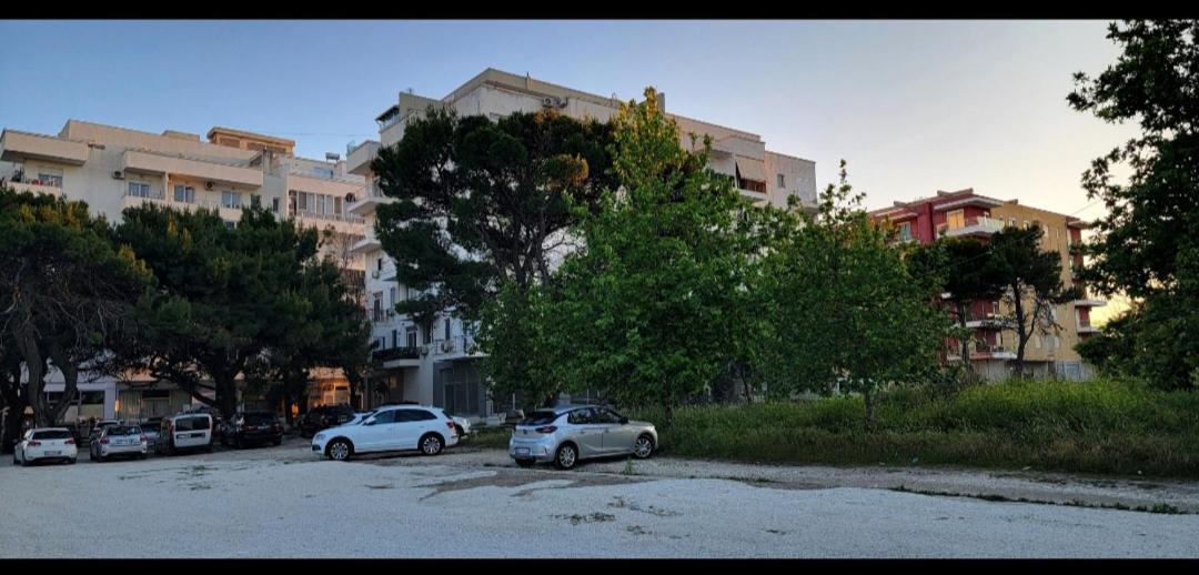 Antea Apartment 3 Вльора Екстер'єр фото